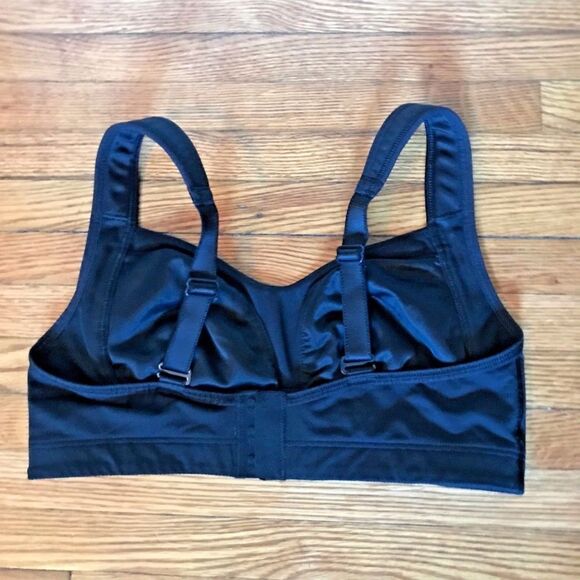 Lululemon Ta Ta Tamer Black Sports Bra 34C 34 C (1750) - Picture 4 of 6